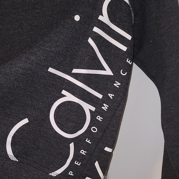 Calvin Klein Sweater - Picture 3 of 4